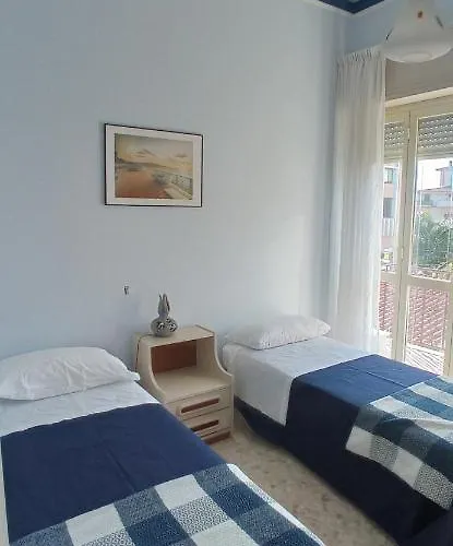 A Due Passi Dal Mare